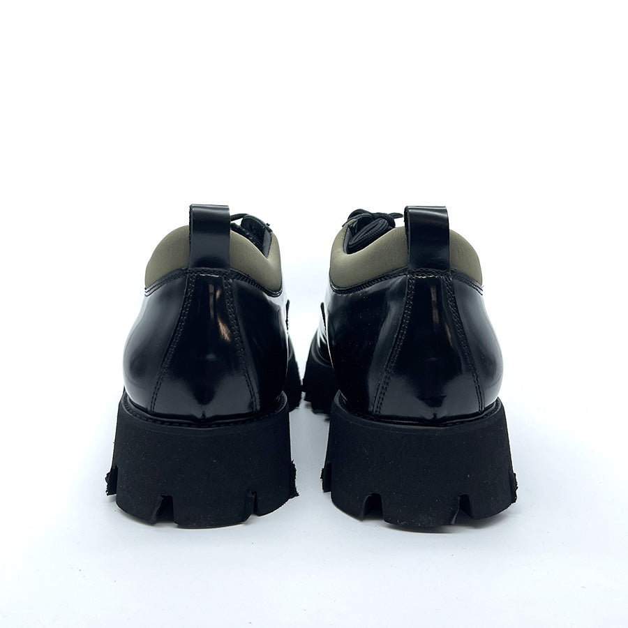 Scarpa bassa - in Pelle - Lucida - Nero