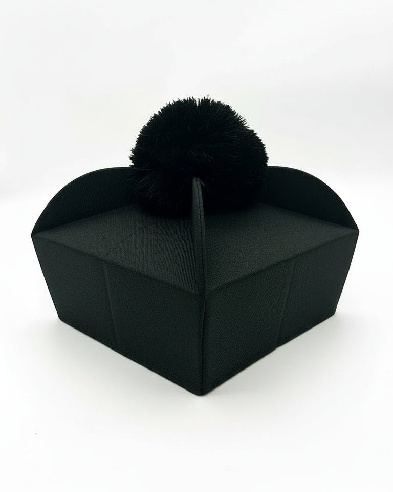 Quadricorn - Black - with pompoms